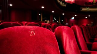 映画館の座席